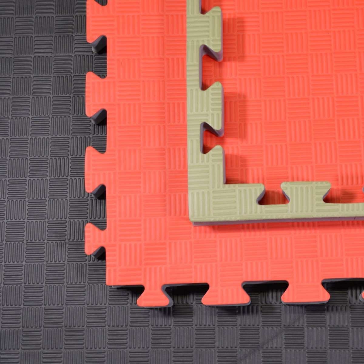 Phoenix: Judomattor - Röd/Grön, rutigt mönster, 100x100x4 cm