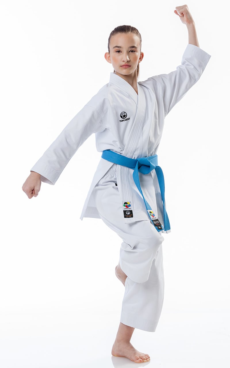 TOKAIDO Junior Karatedräkt – Kata Master Slim Fit 12 oz | WKF | Kampsport & Träning