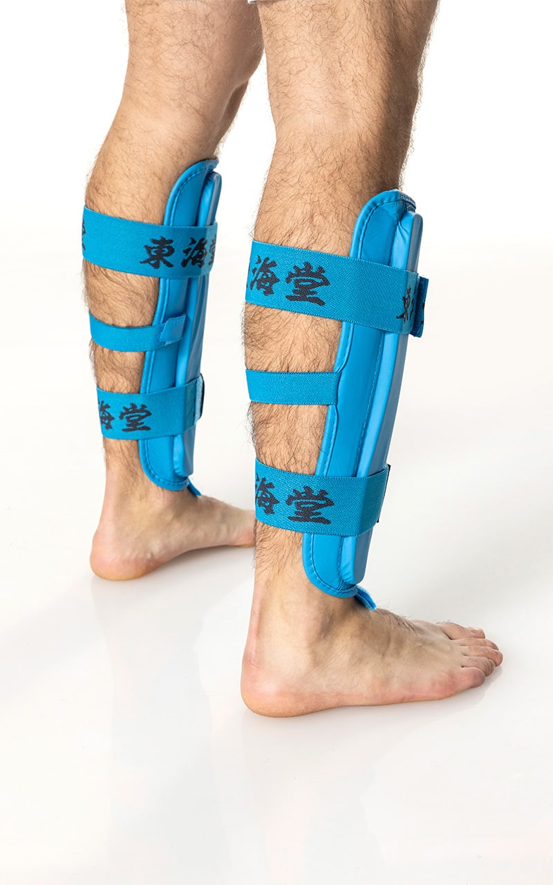 TOKAIDO Karate Benskydd, Kanji, WKF - Blå