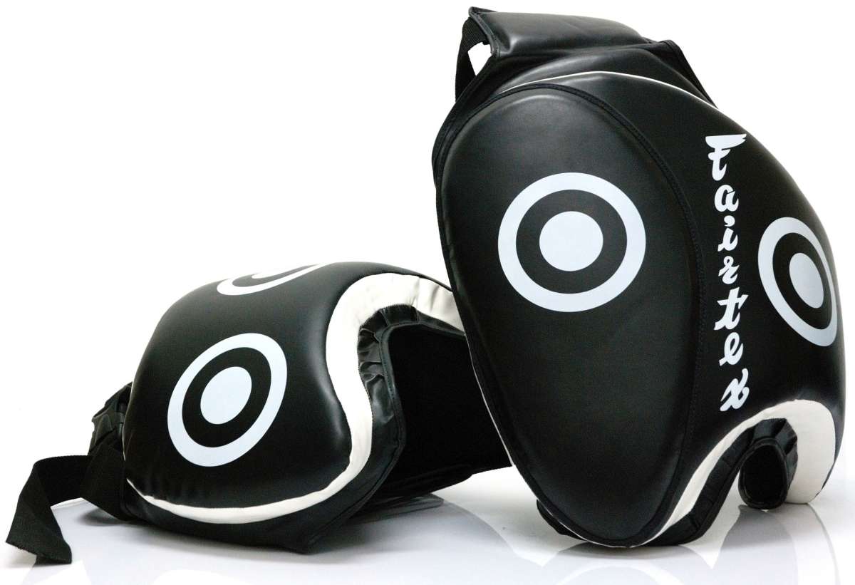 FAIRTEX Lårskydd - Svart, par