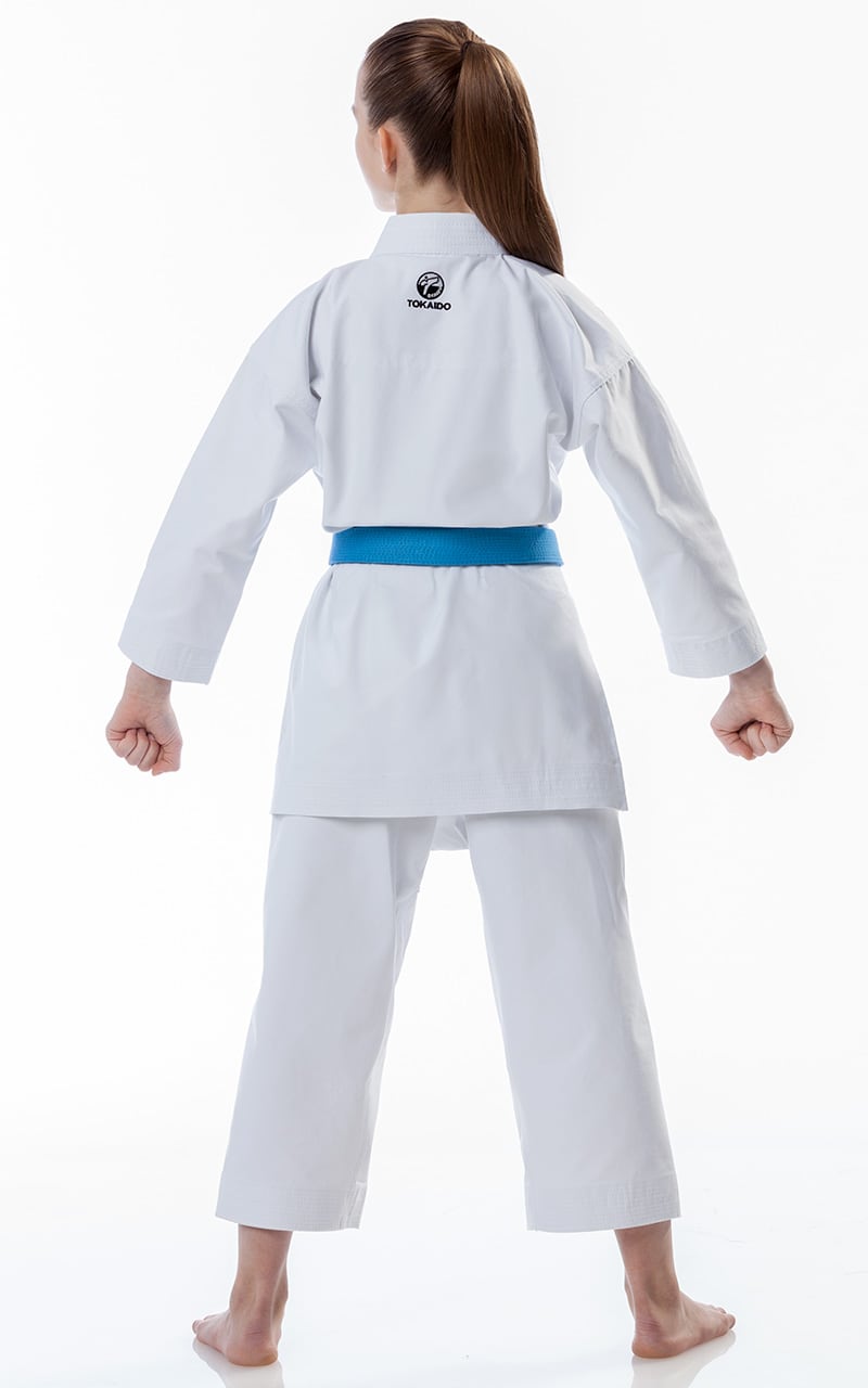 TOKAIDO Junior Karatedräkt – Kata Master Slim Fit 12 oz | WKF | Kampsport & Träning