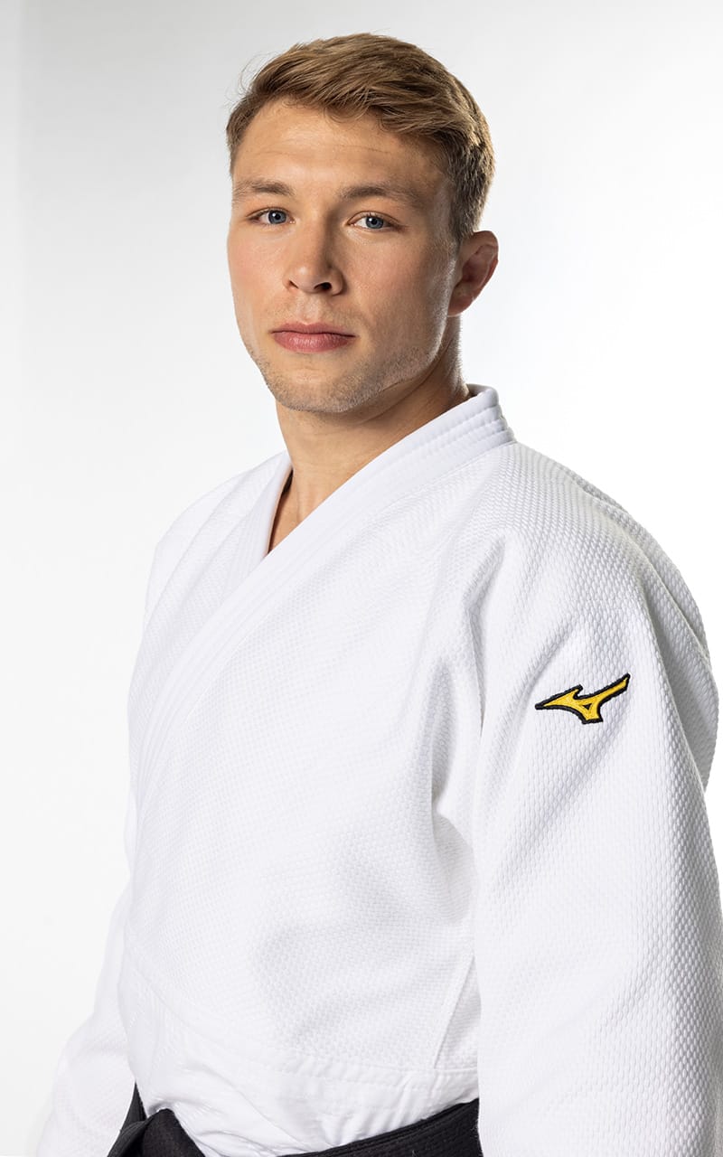 MIZUNO Yusho III Judodräkt – IJF 750 g