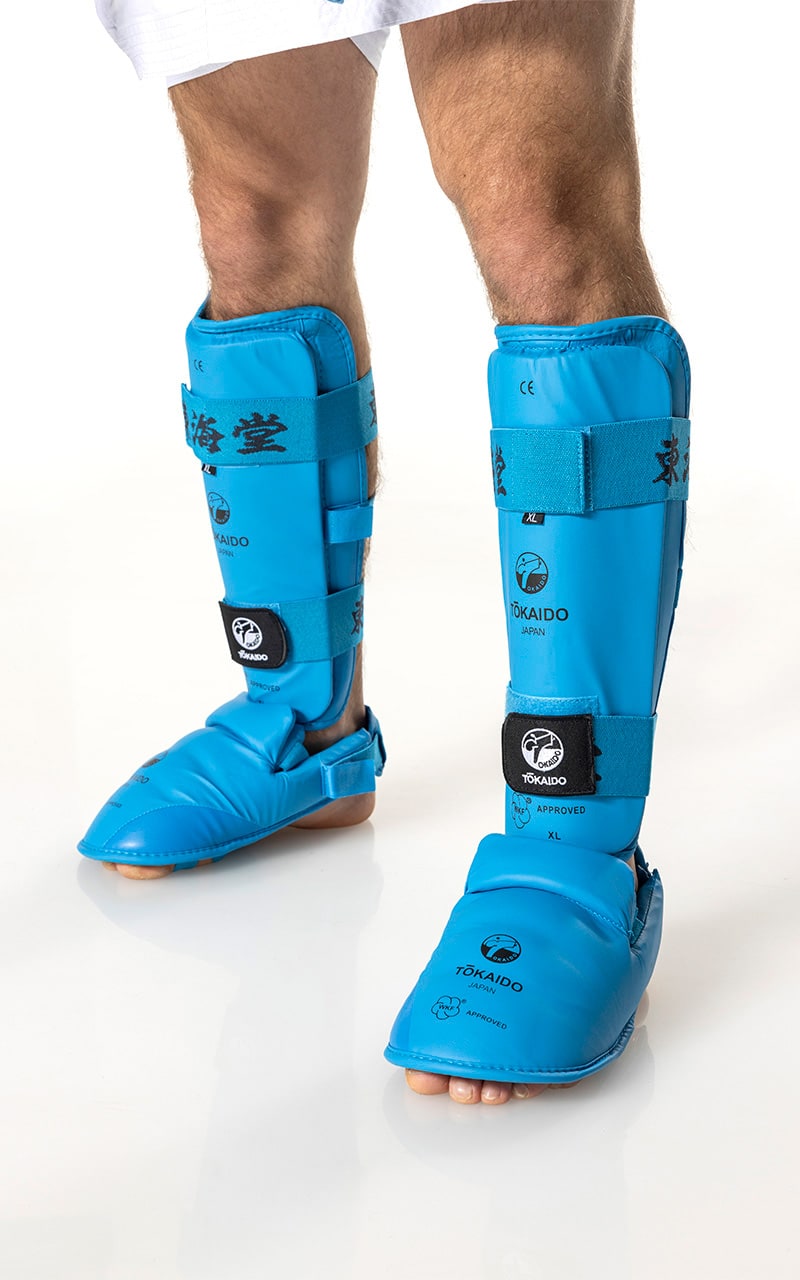 TOKAIDO Karate Benskydd, Kanji, WKF - Blå