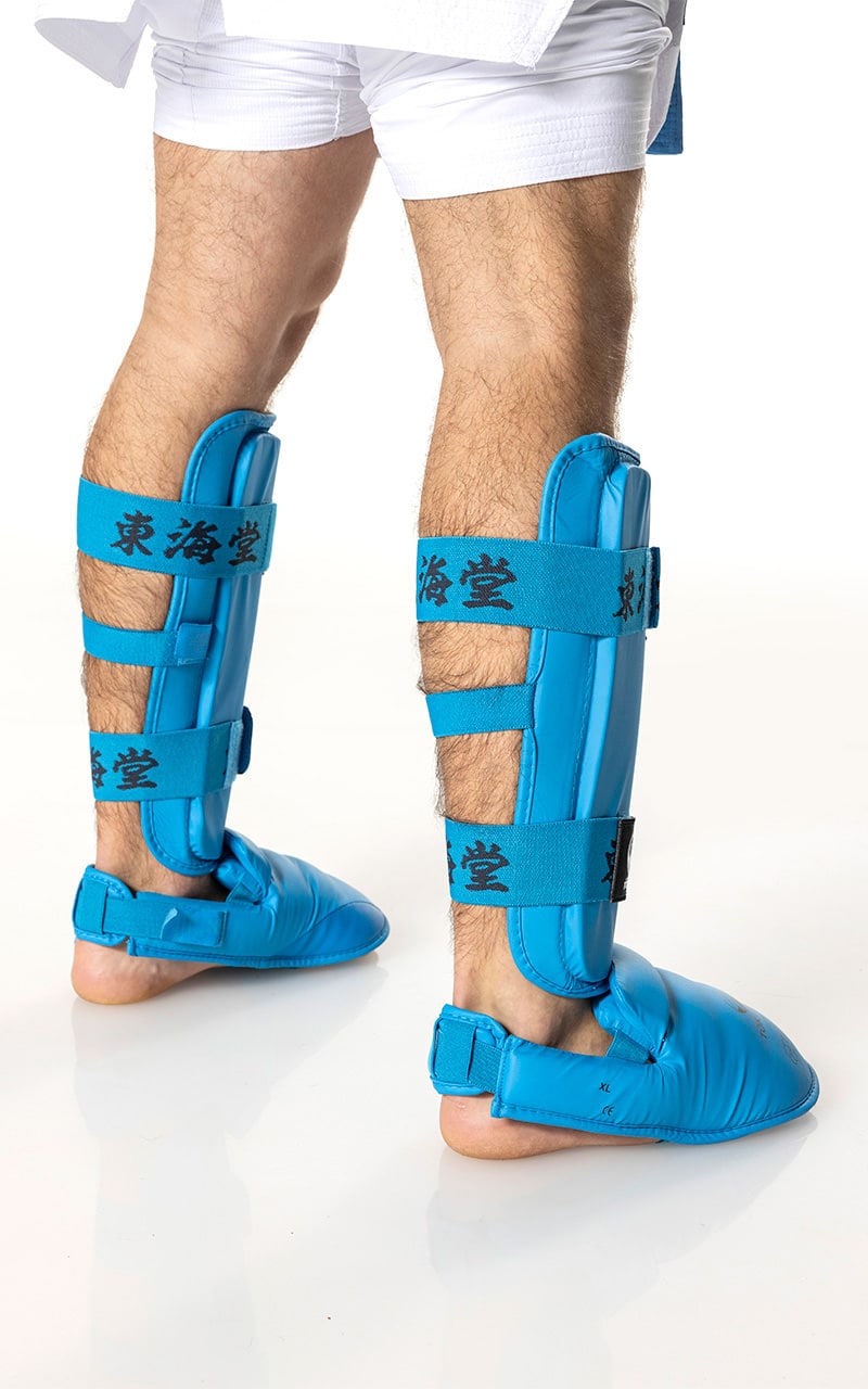 TOKAIDO Karate Benskydd, Kanji, WKF - Blå